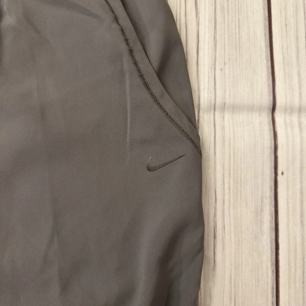 Nike‎ Dri-fit Capris Track Pants Women's Size Small Workout Activewear Yoga